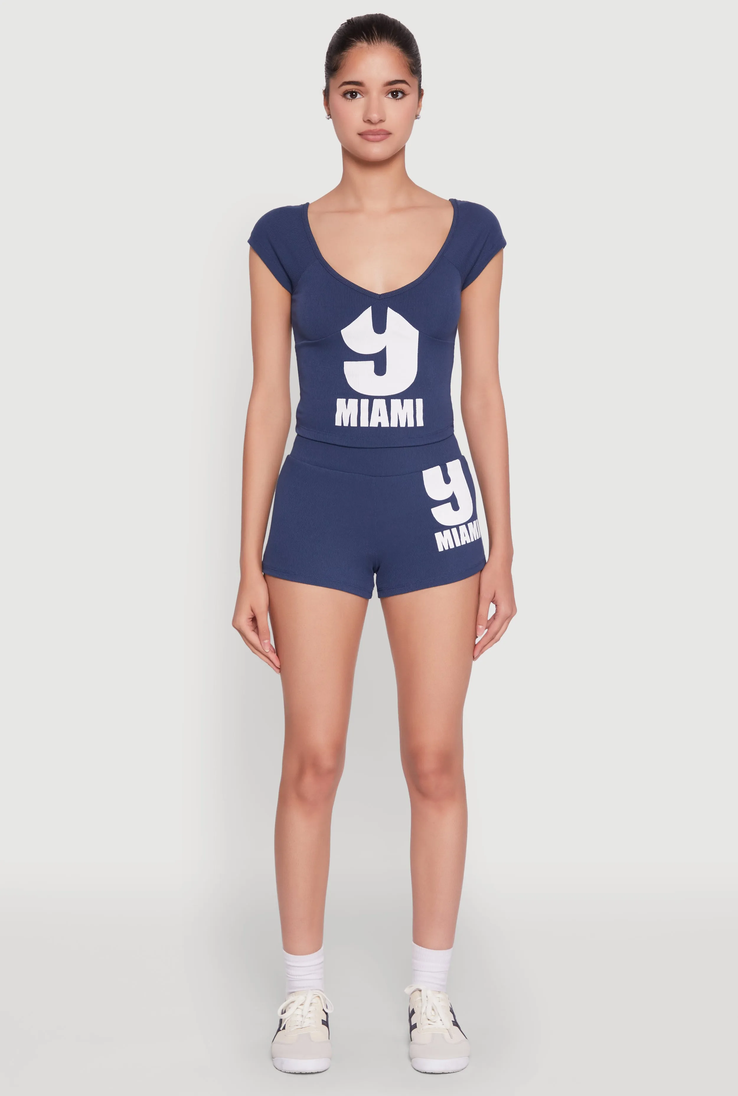 9 Miami Graphic Top