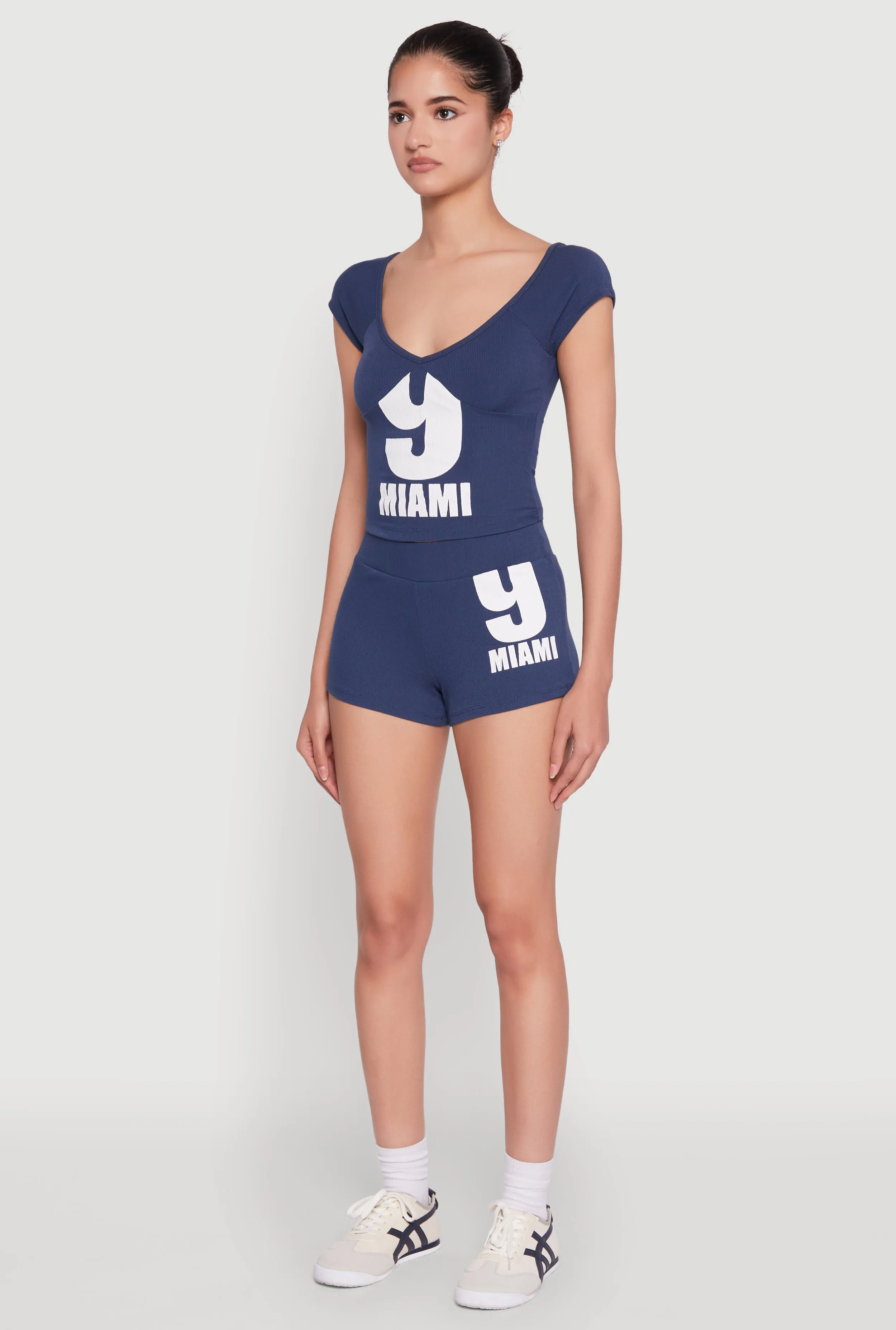 9 Miami Graphic Top
