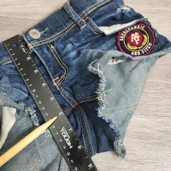Abercrombie and Fitch Dark Blue Shorts Size 26 Y2K Distressed Frayed Patch Logo