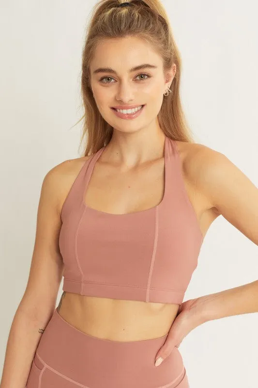 ACTIVEWEAR CROP HALTER BACK DETAIL