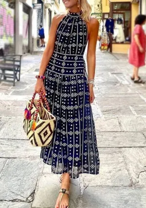 Augusta - Sleeveless maxi dress with printed halter neckline