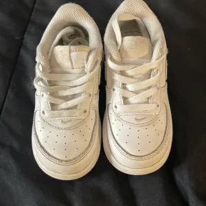 Boys Nike Air Force 1 Low Size 8C White Toddler CLEAN WORN 2X EXCELLENT COND