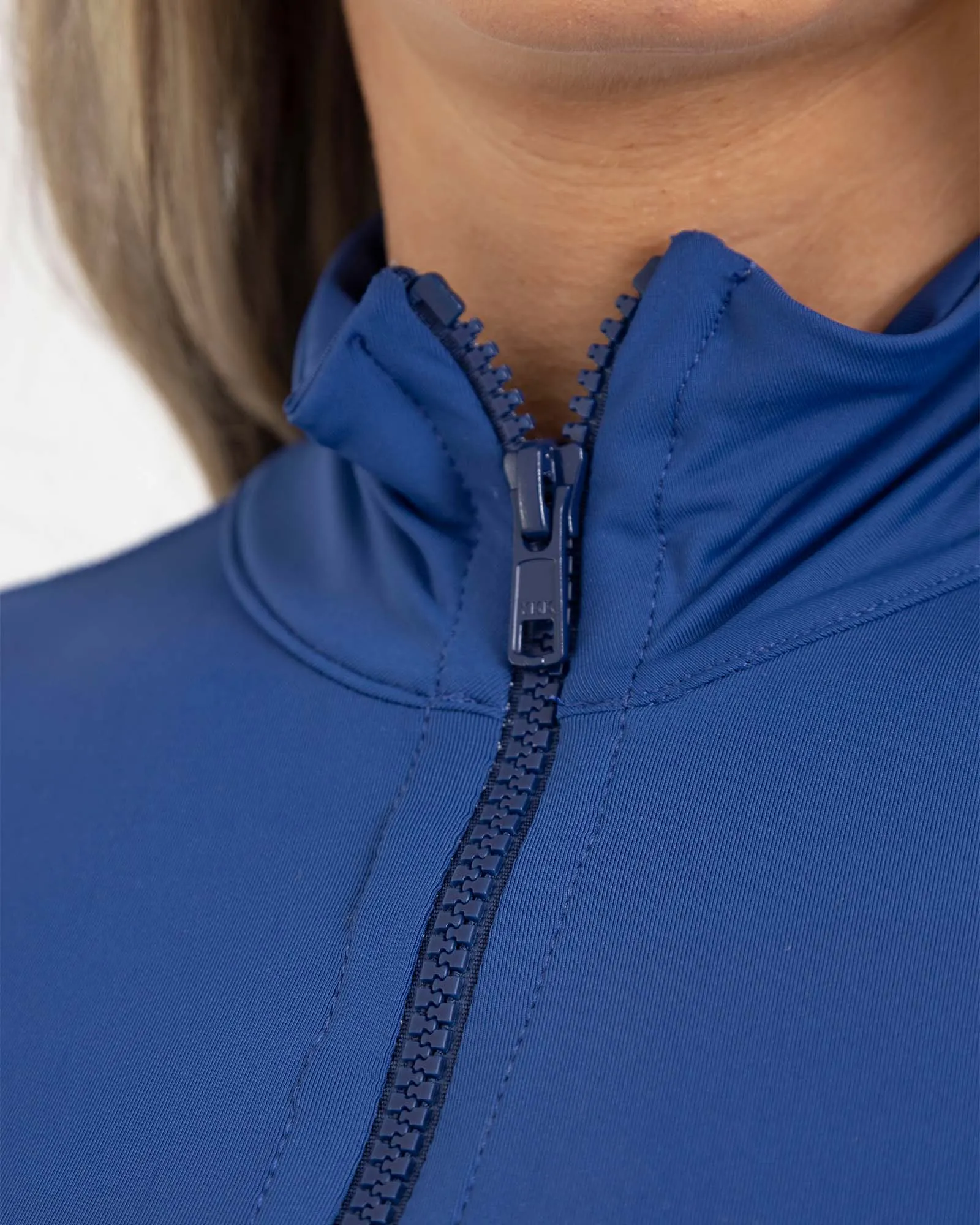 Chaqueta activewear azul galaxia sporty FIBER