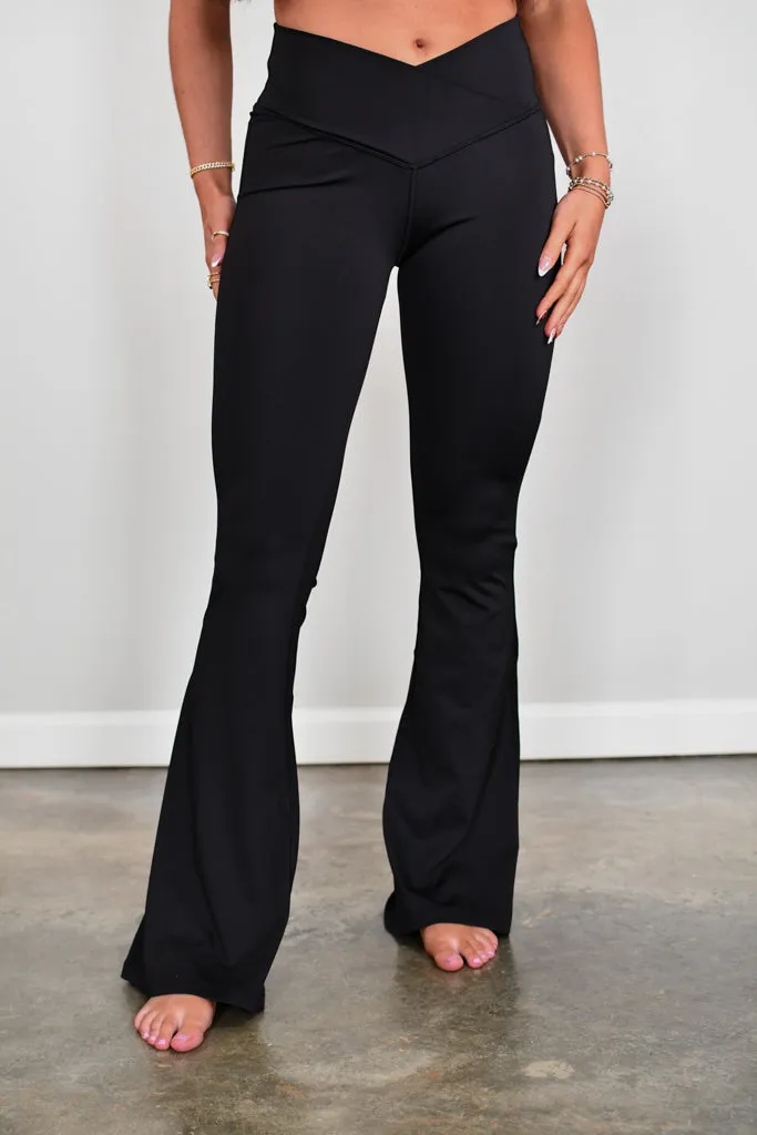 Cross Form Flare Leggings - Black