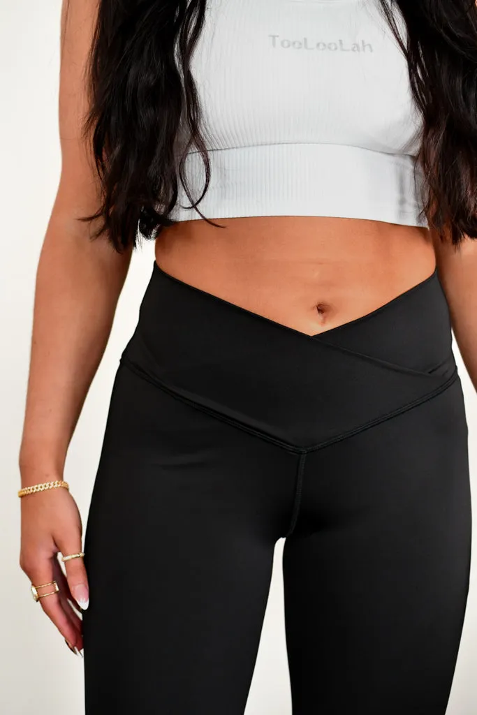 Cross Form Flare Leggings - Black