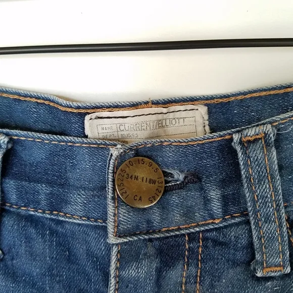 Current Elliott dark wash cut off Jean Shorts Size 30