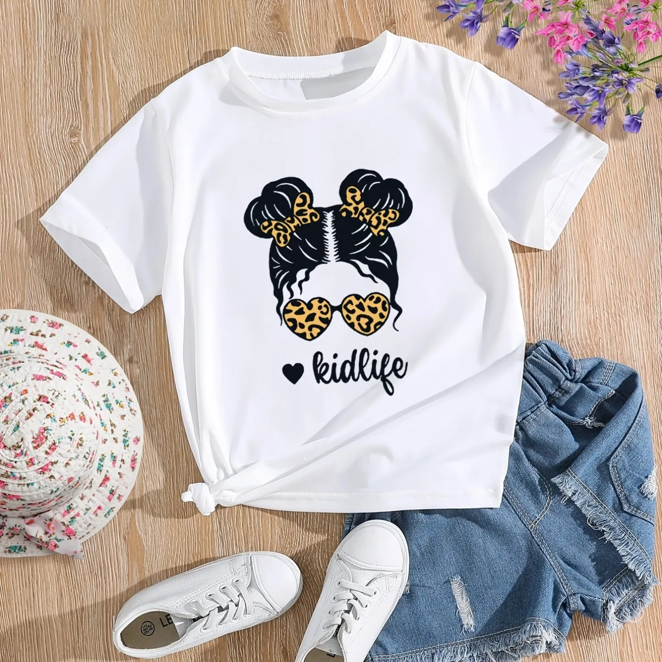 Cute Graphic Tee Top for Girls - A Fun and Comfortable Summer Outfit