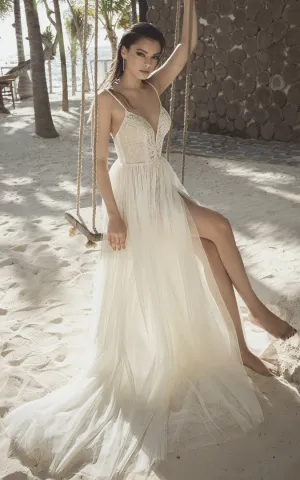 Elegant A-Line Spaghetti V-neck Tulle Wedding Dress with Split Front-716425