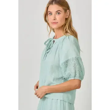 Front Tie Top