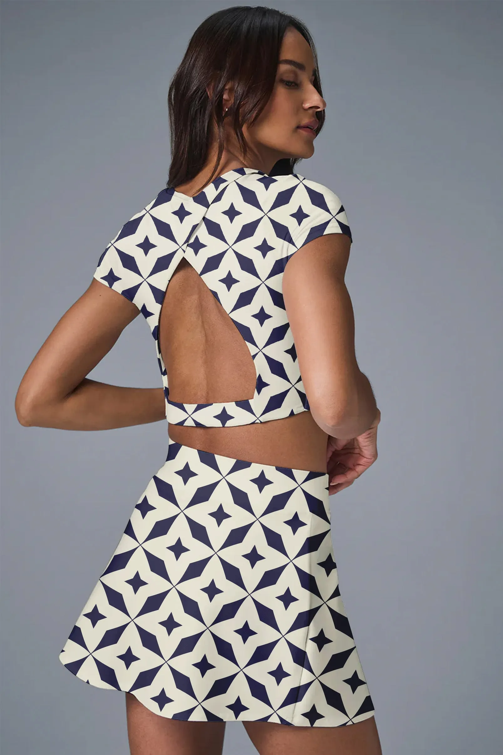Geometric Bloom Tenniswear Set