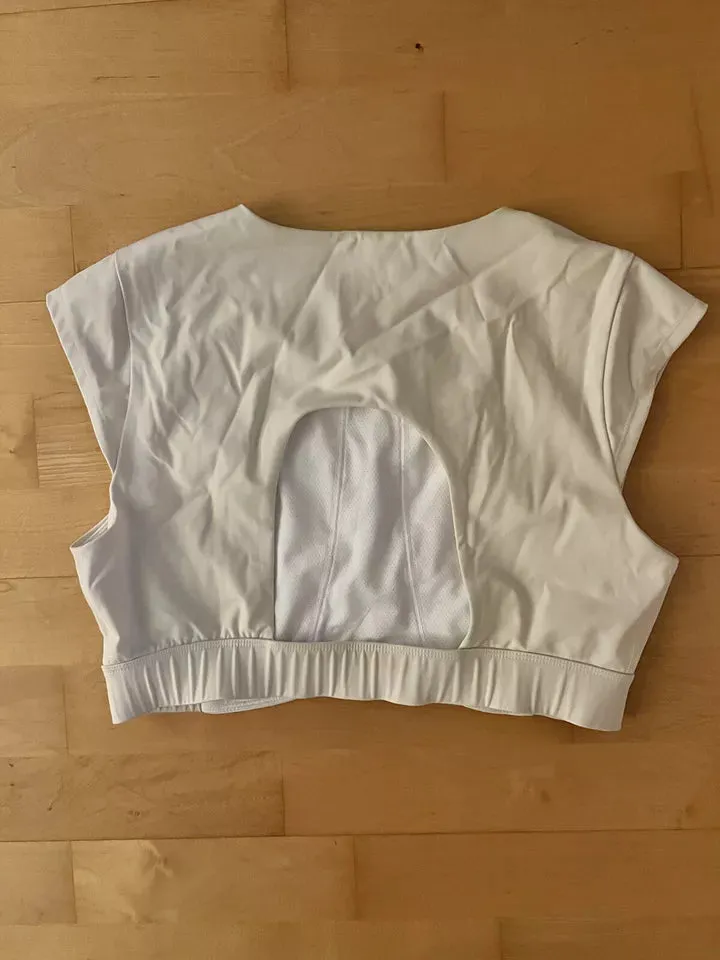 Goop G. Women's Cropped Jersey Workout Top White Beige Medium