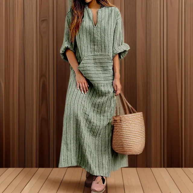 Hailey���Vintage maxi dress with neckline in stripes