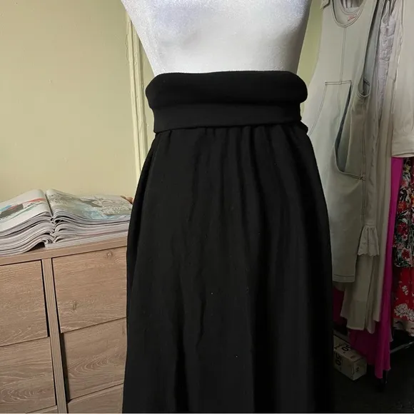 Modest Black Fold-Over Full Circle Midi A-line Thick Heavy Sweater Winter Skirt