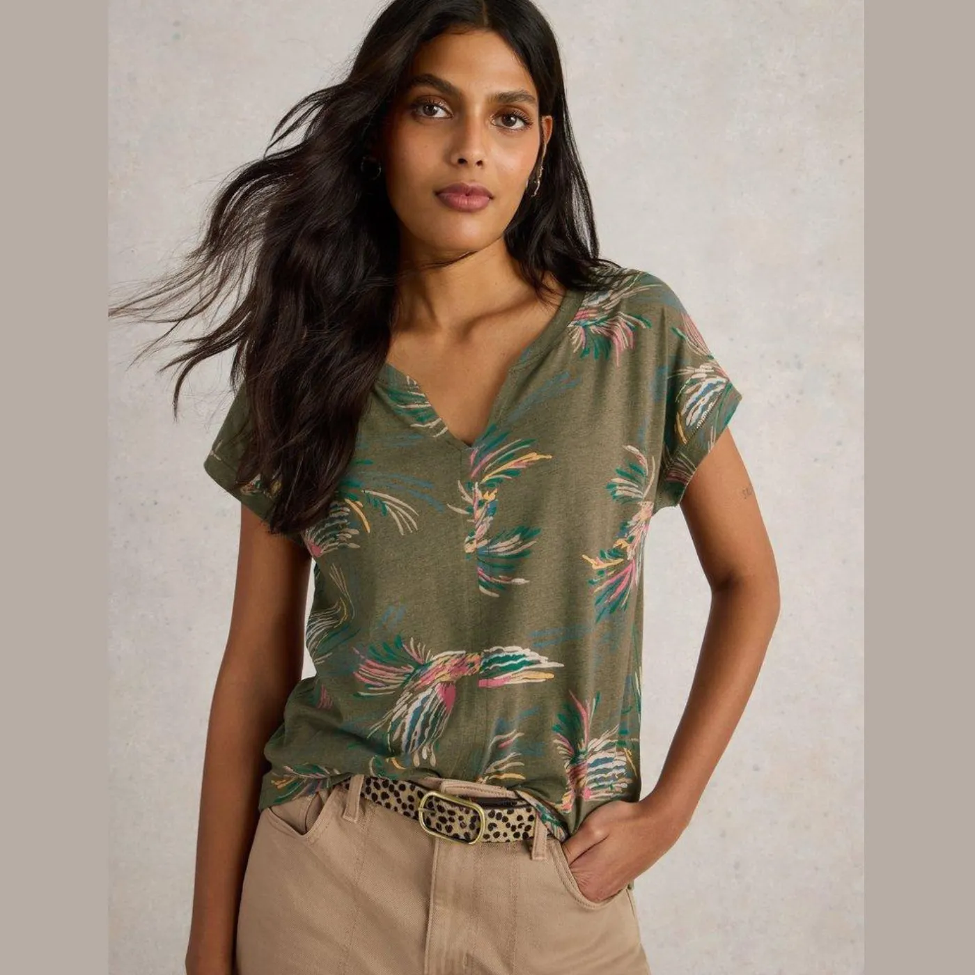 Nelly Notch Neck Green Print Top