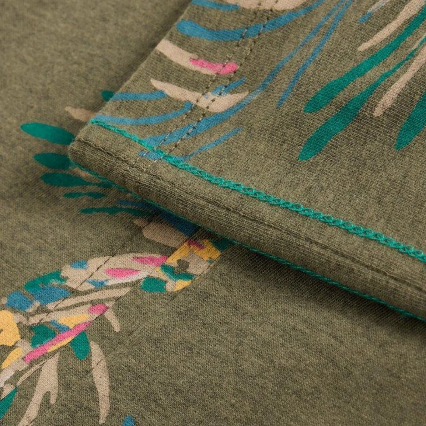 Nelly Notch Neck Green Print Top