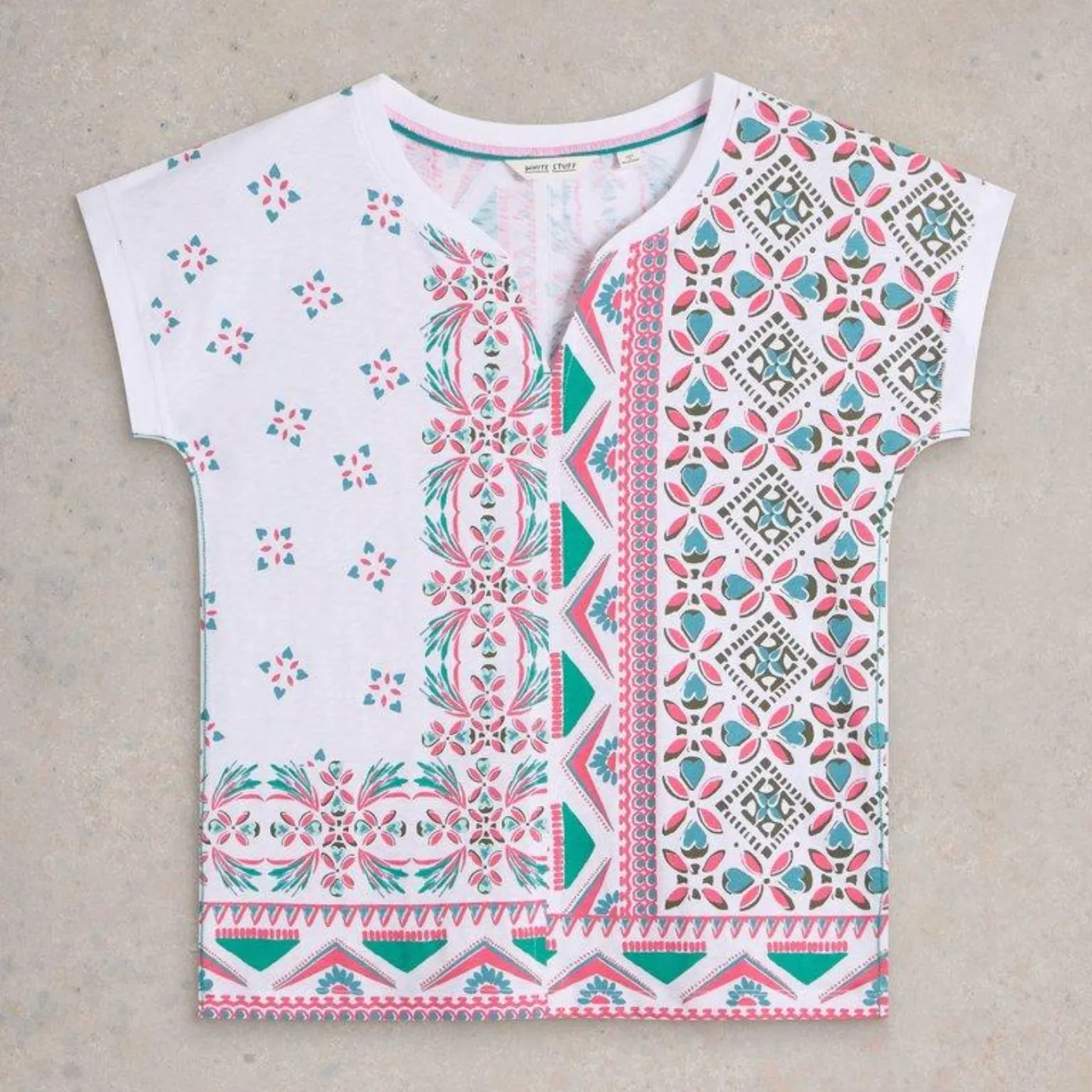 Nelly Notch Neck White Print Top