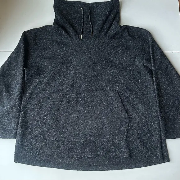 Nike Cowl Neck Black/White Fill Pull Over Fleece Sweatshirt Size Small Women's