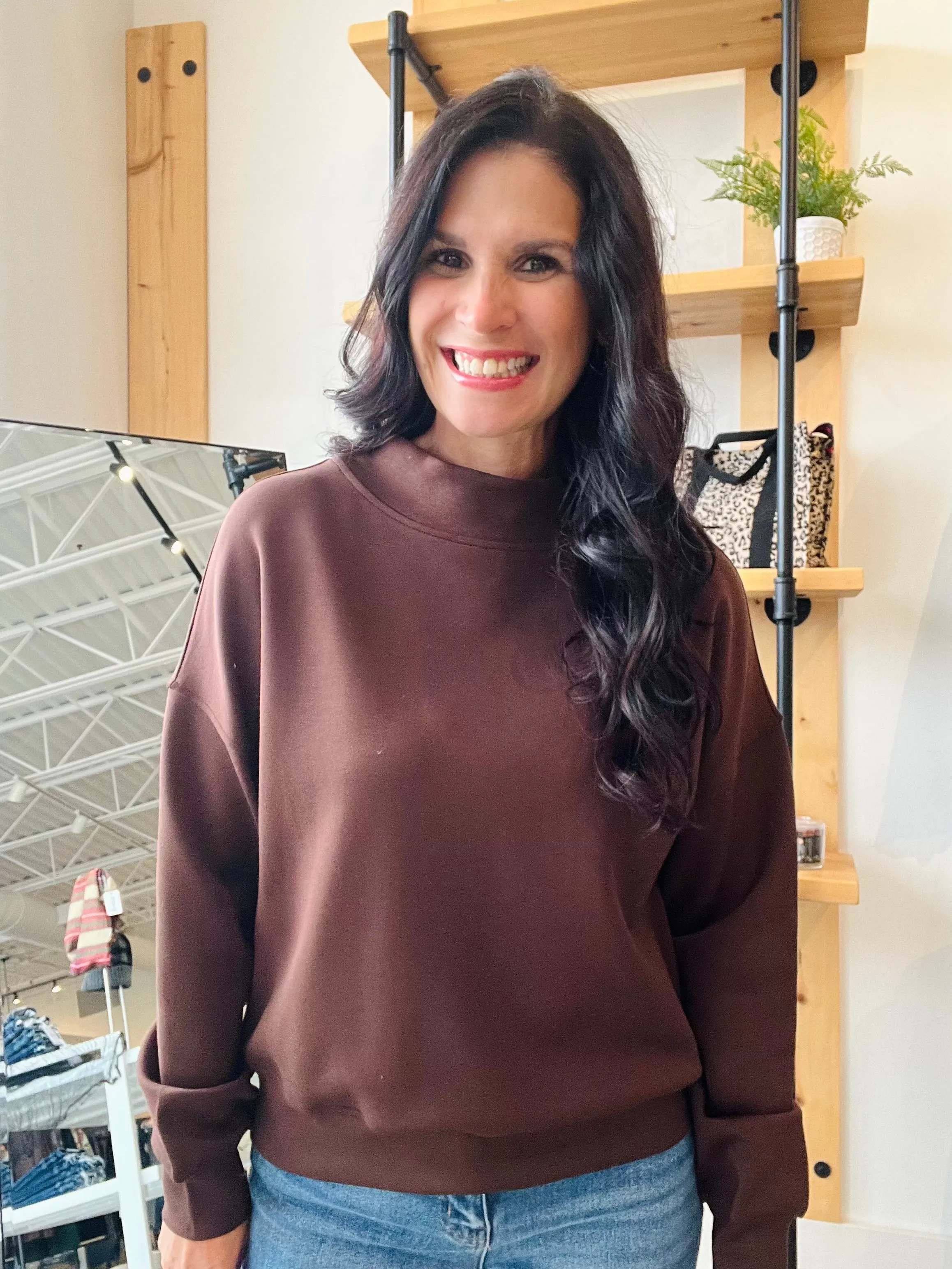 Notched Mock Neck Scuba Pullover in Espresso