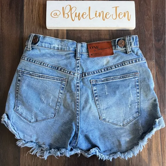 One Teaspoon Harlets High Rise Distressed Button Fly Shorts
