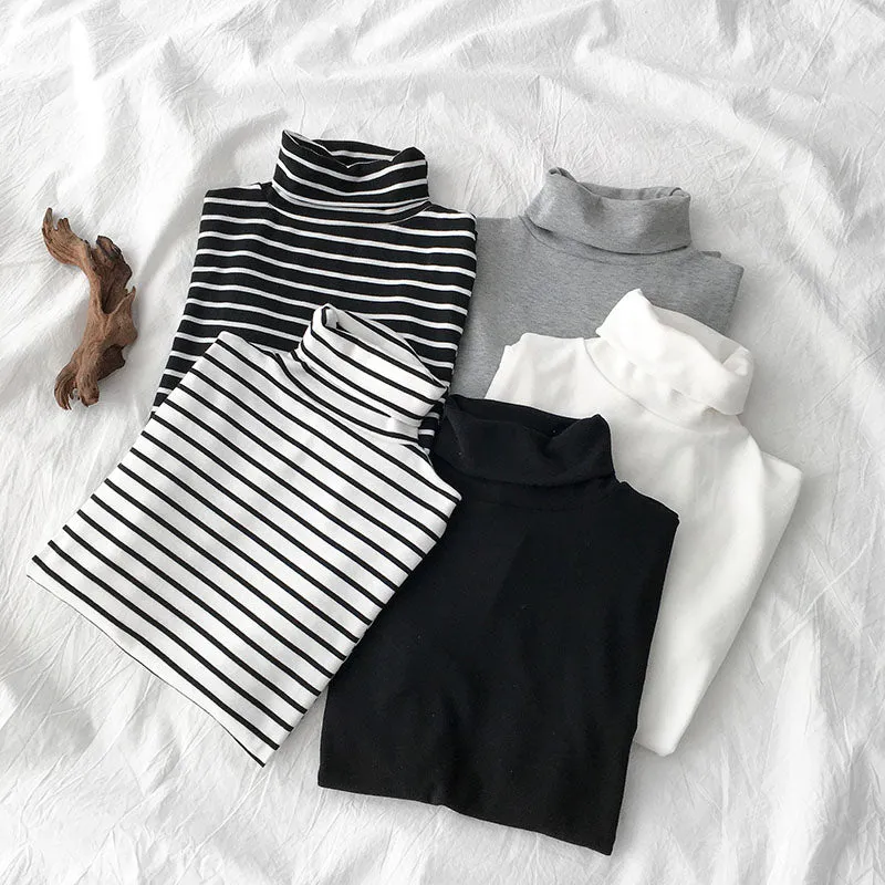 "BLACK/WHITE/GRAY STRIPED" LONG-SLEEVED TOP K112215