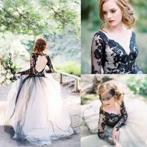 Roycebridal Vintage Black Lace And White Tulle Wedding Dresses Sexy V Neck Backless Illusion Long Sleeves Gothic Bridal Gowns mariee