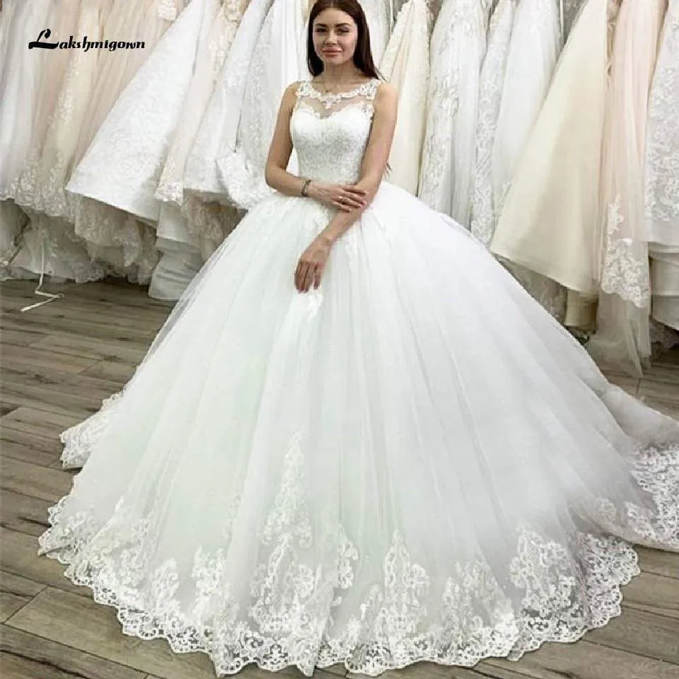 Roycebridal White Bridal Ball Gown Wedding Dress Vintage Lace Appliques