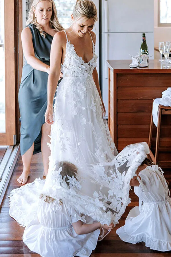Roycebridal White Tulle A-line V-neck Spaghetti Straps Wedding Dress With Appliques, MW690