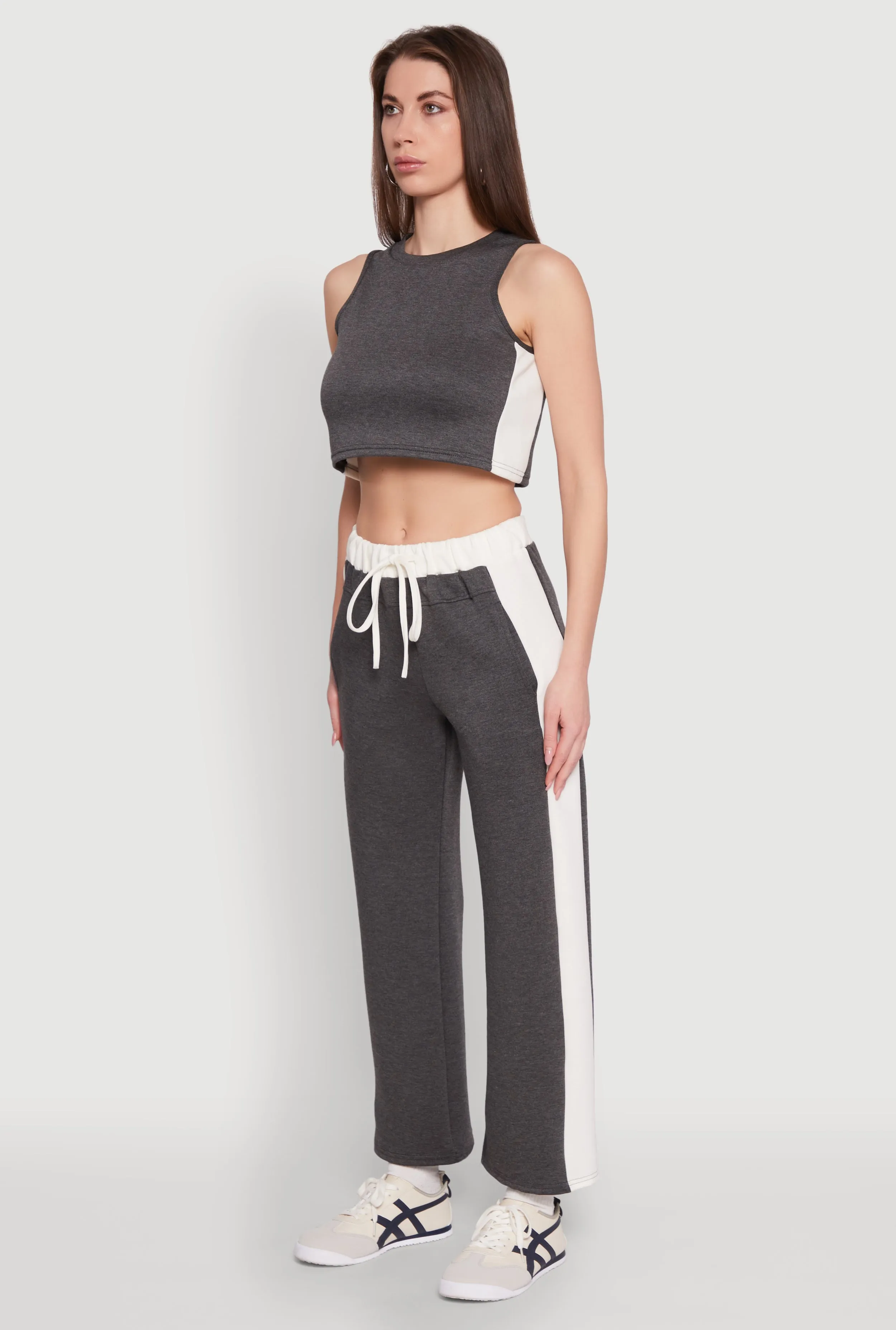 Side Contrast Cropped Tank Top