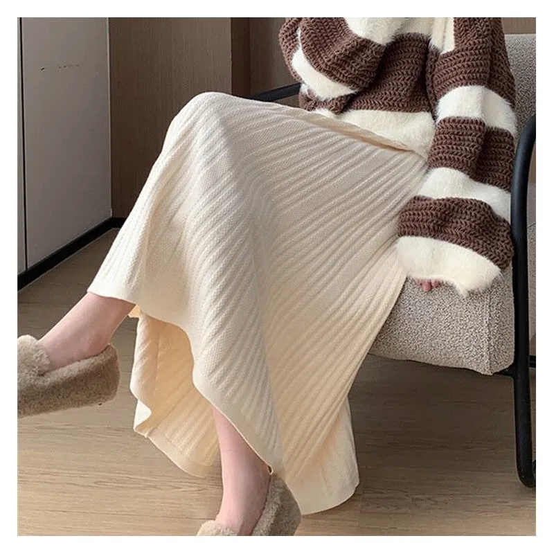 Solid Color High Waist Pleated Knit Midi Skirt