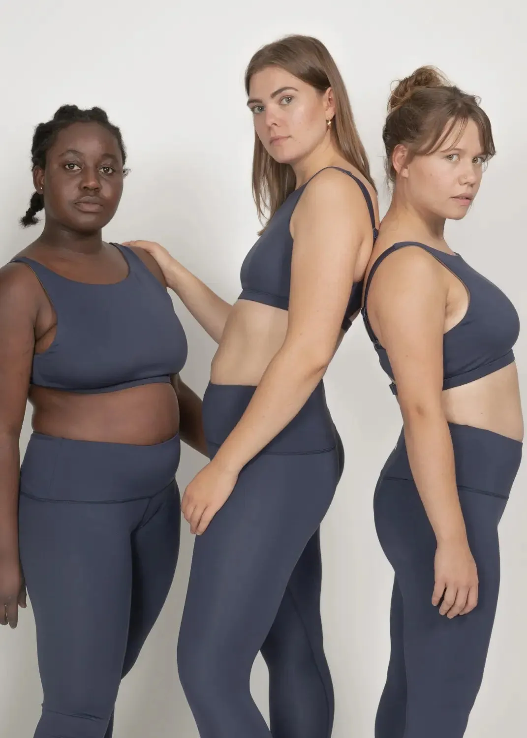 Sports bra Meco in Midnight blue / Mocha