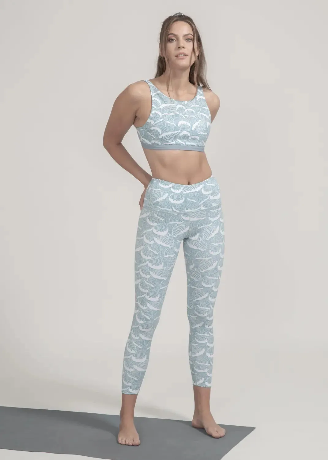 Sports bra Meco in Ocean Waves Print