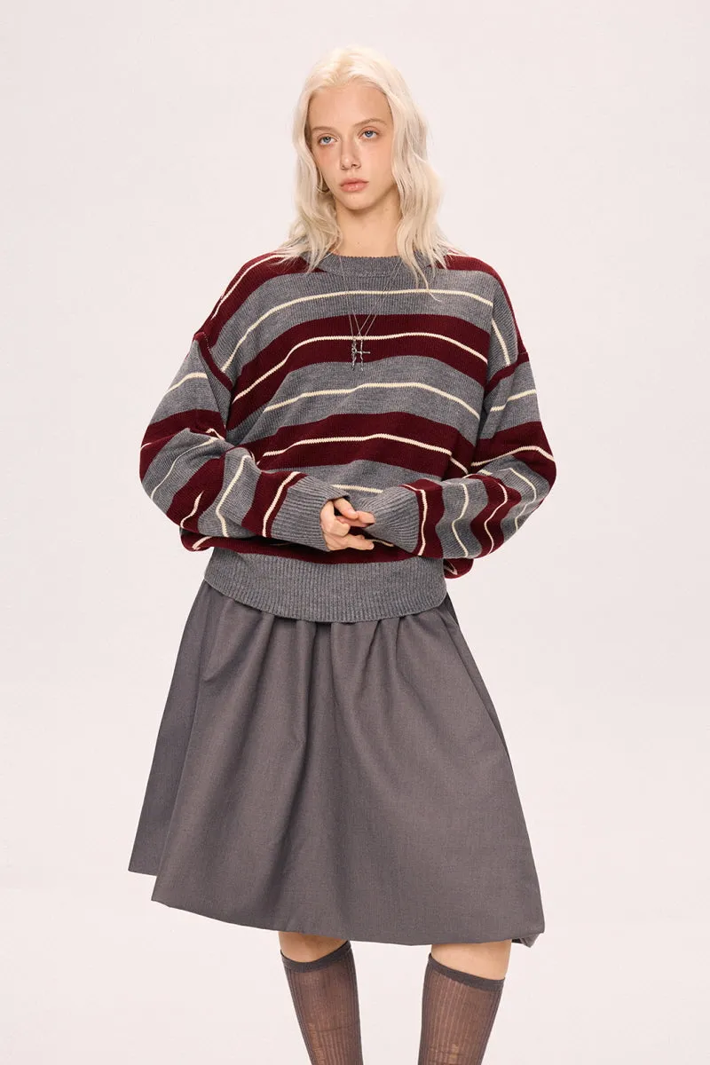 Structured Low-Waist Pleated Skirt
