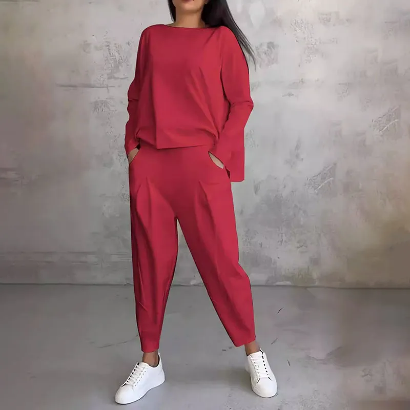 Stylish Comfort 2-Piece Set – Long-Sleeve Top & Pants