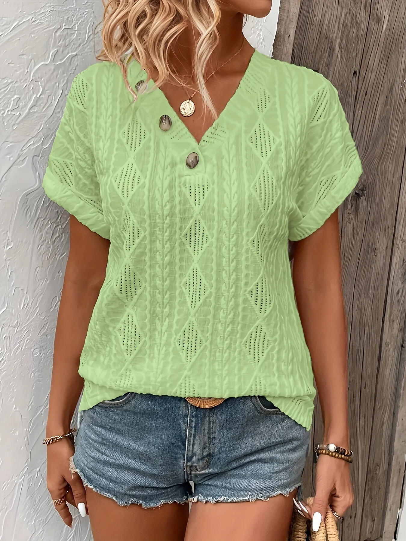 T-shirt with button decoration and V-neck - Textured fabric & short sleeves