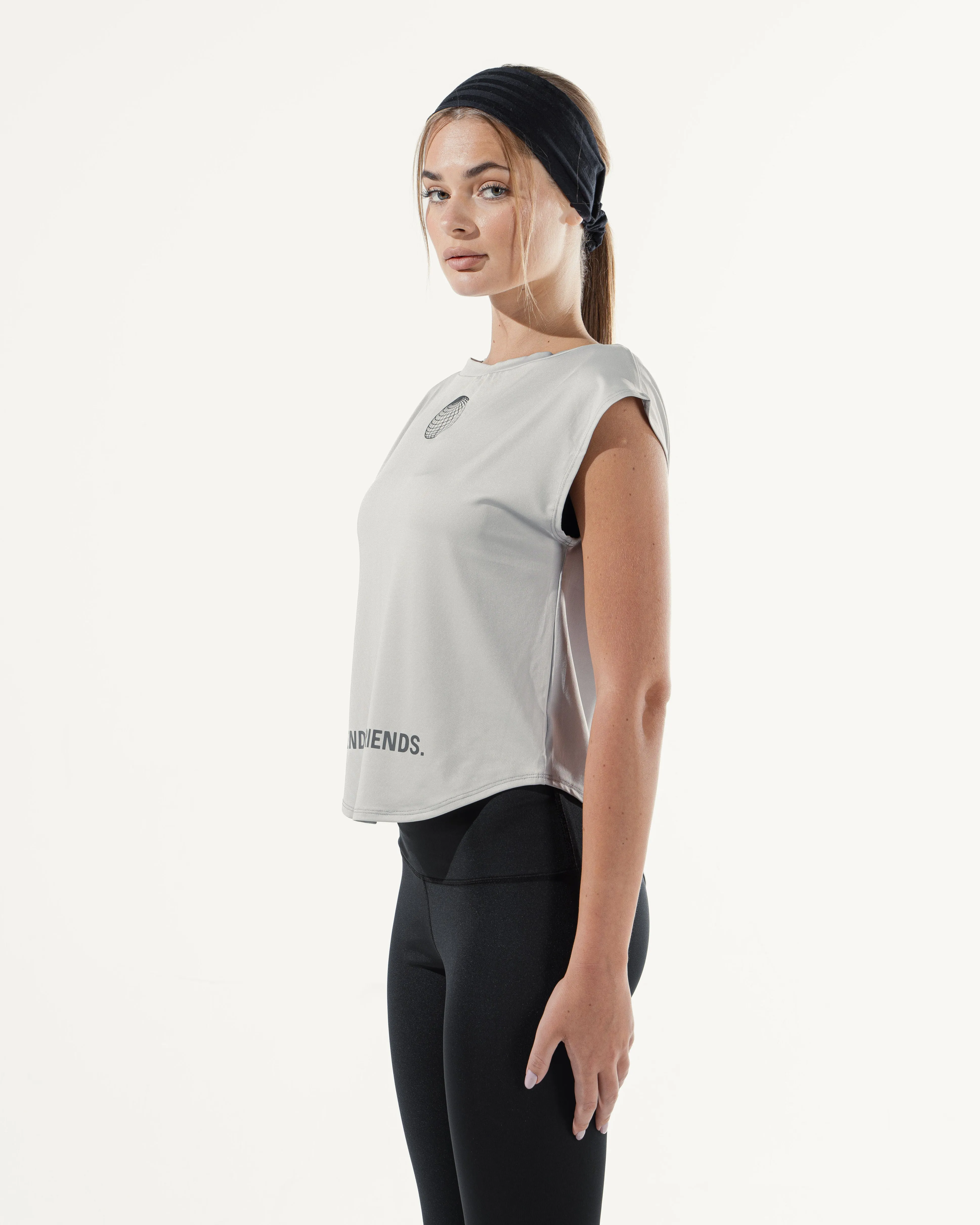 The Reversible Cross Top