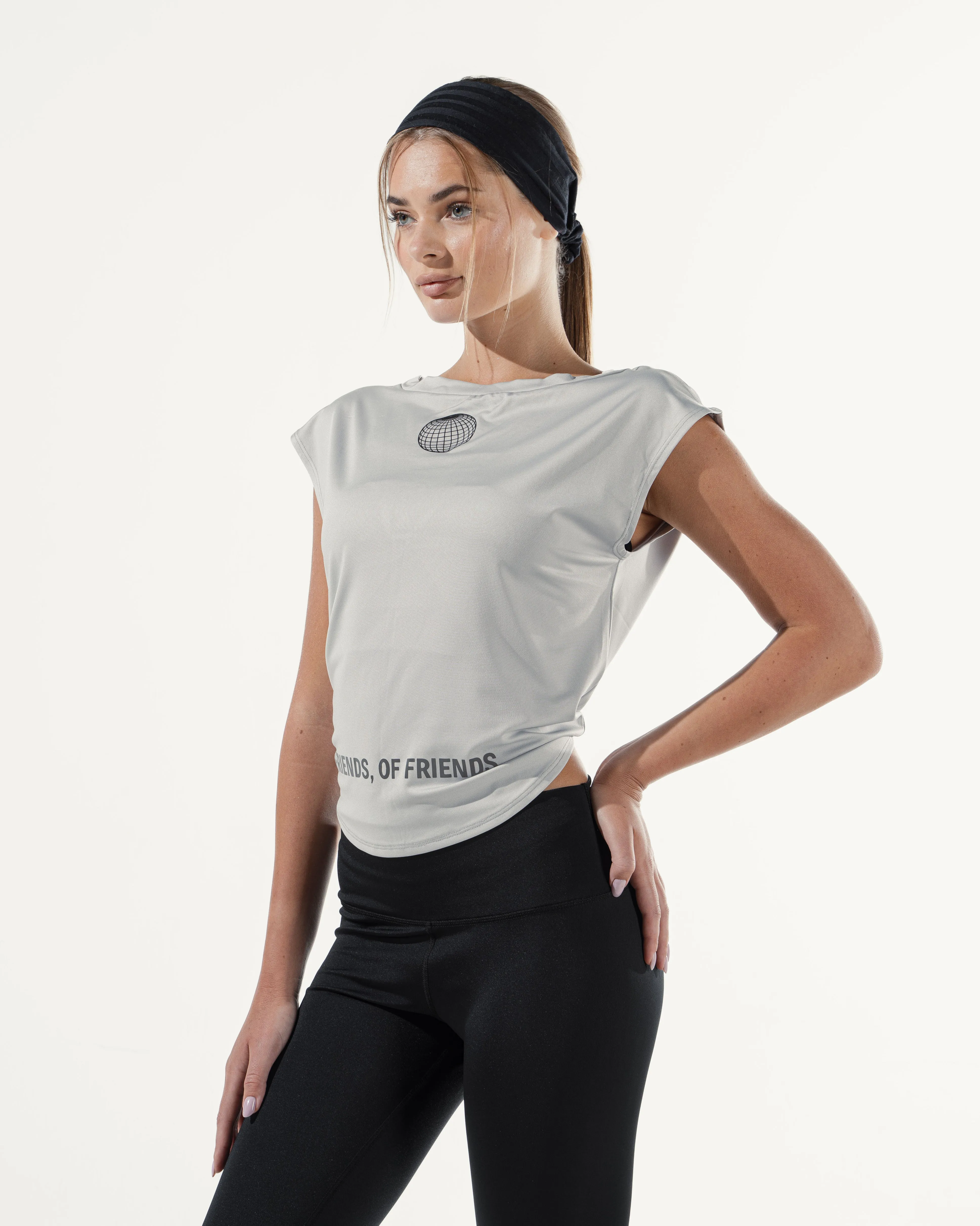 The Reversible Cross Top