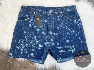 The Savanna Shorts- Vintage Men's Wranglers Size 36
