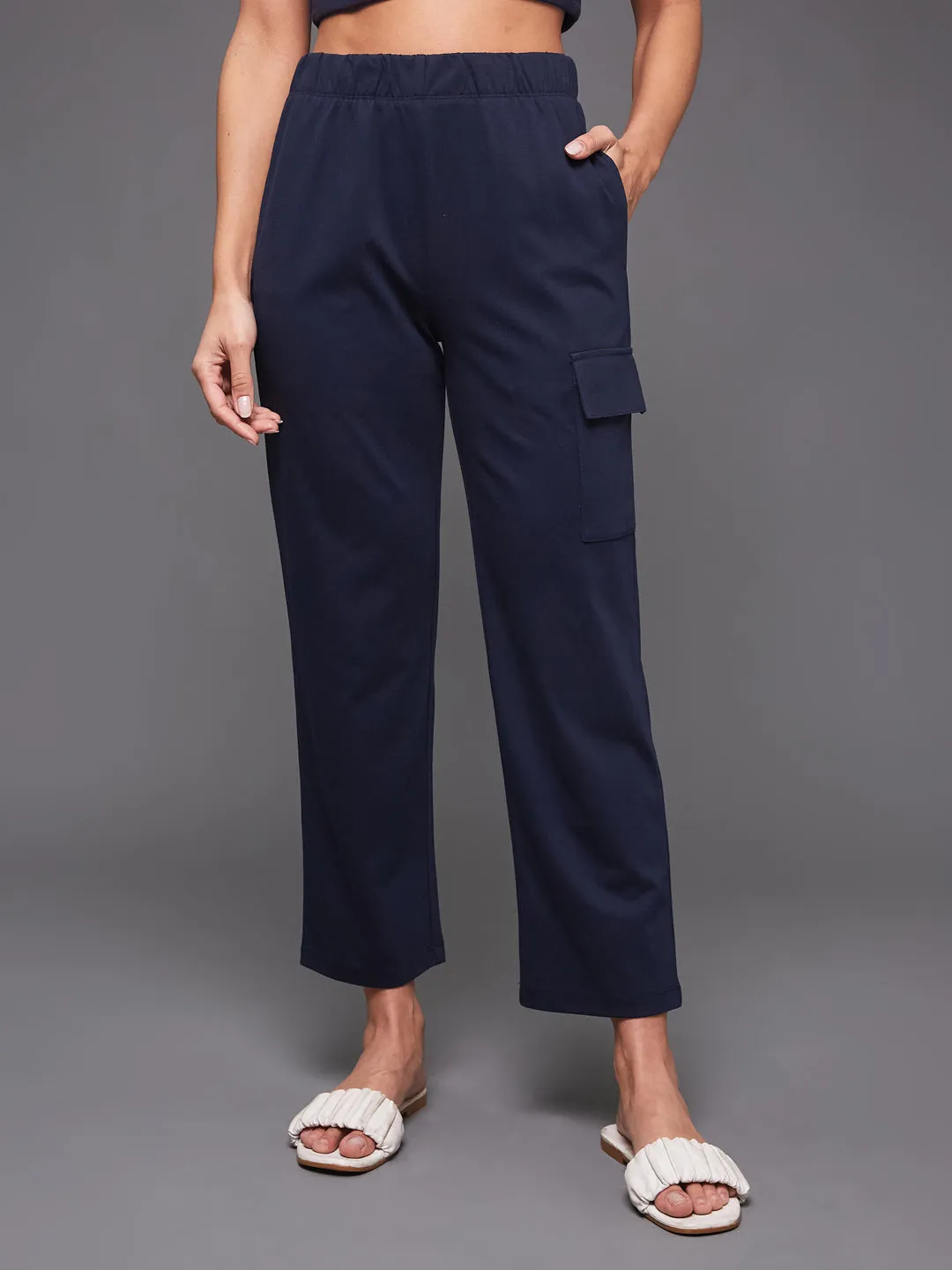 TRAVEL CARGO PANTS - NAVY