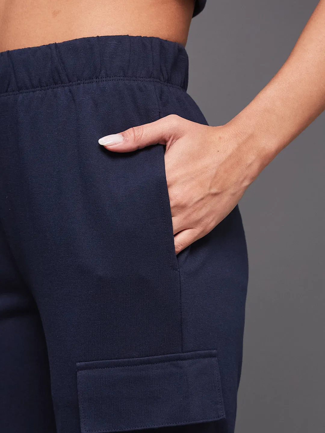 TRAVEL CARGO PANTS - NAVY