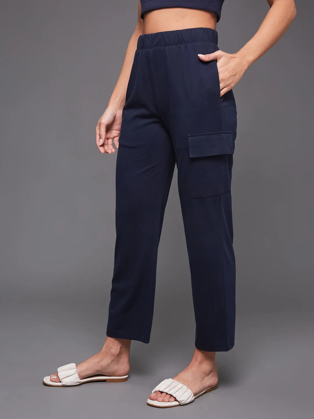 TRAVEL CARGO PANTS - NAVY