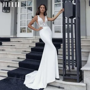 Vintage Lace V-neck Satin Mermaid Dress