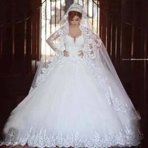 Vintage Sweep/Brush Train Applique Lace Long Sleeves Wedding Dresses