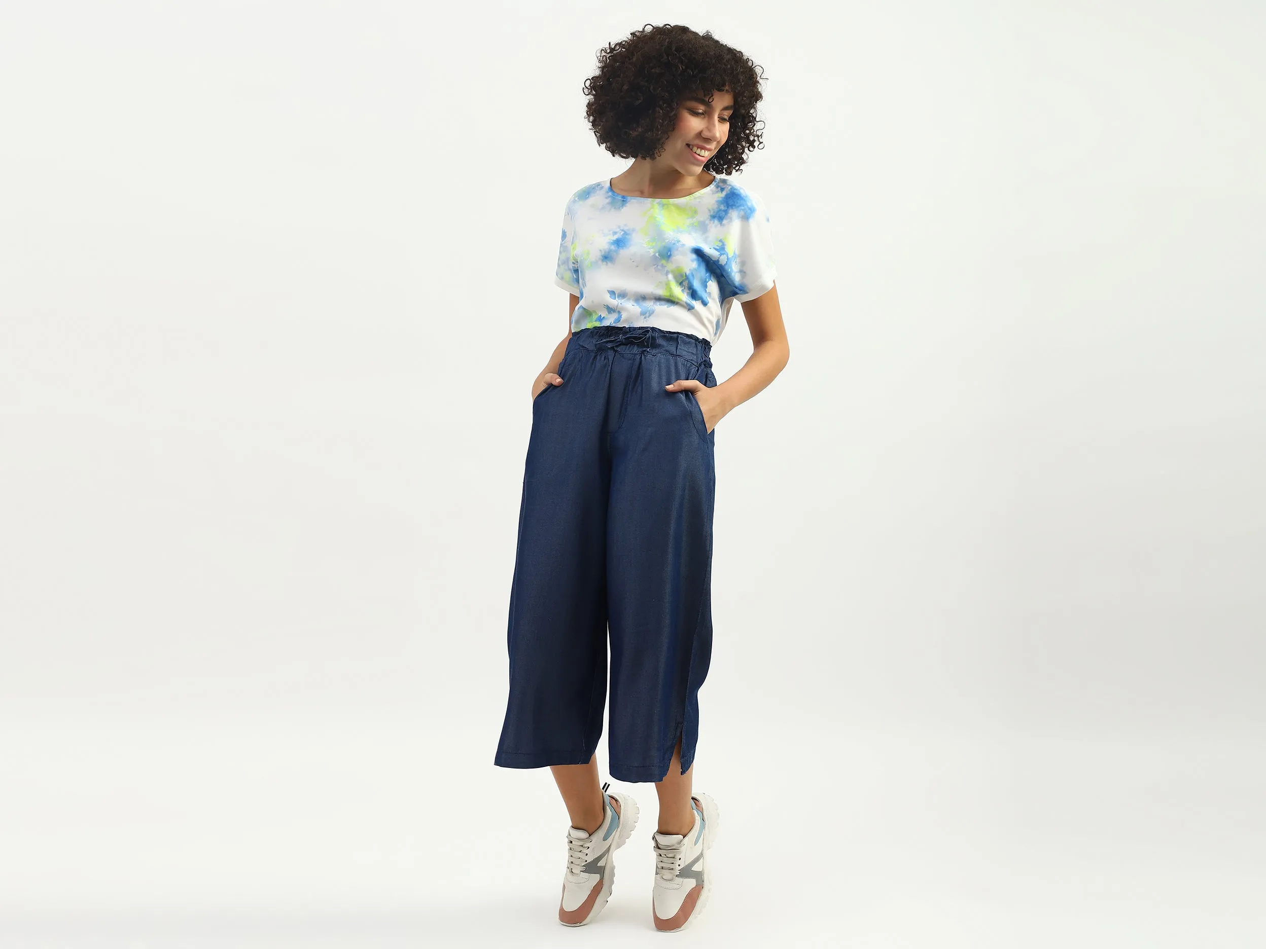 Women Solid Straight Fit Trousers