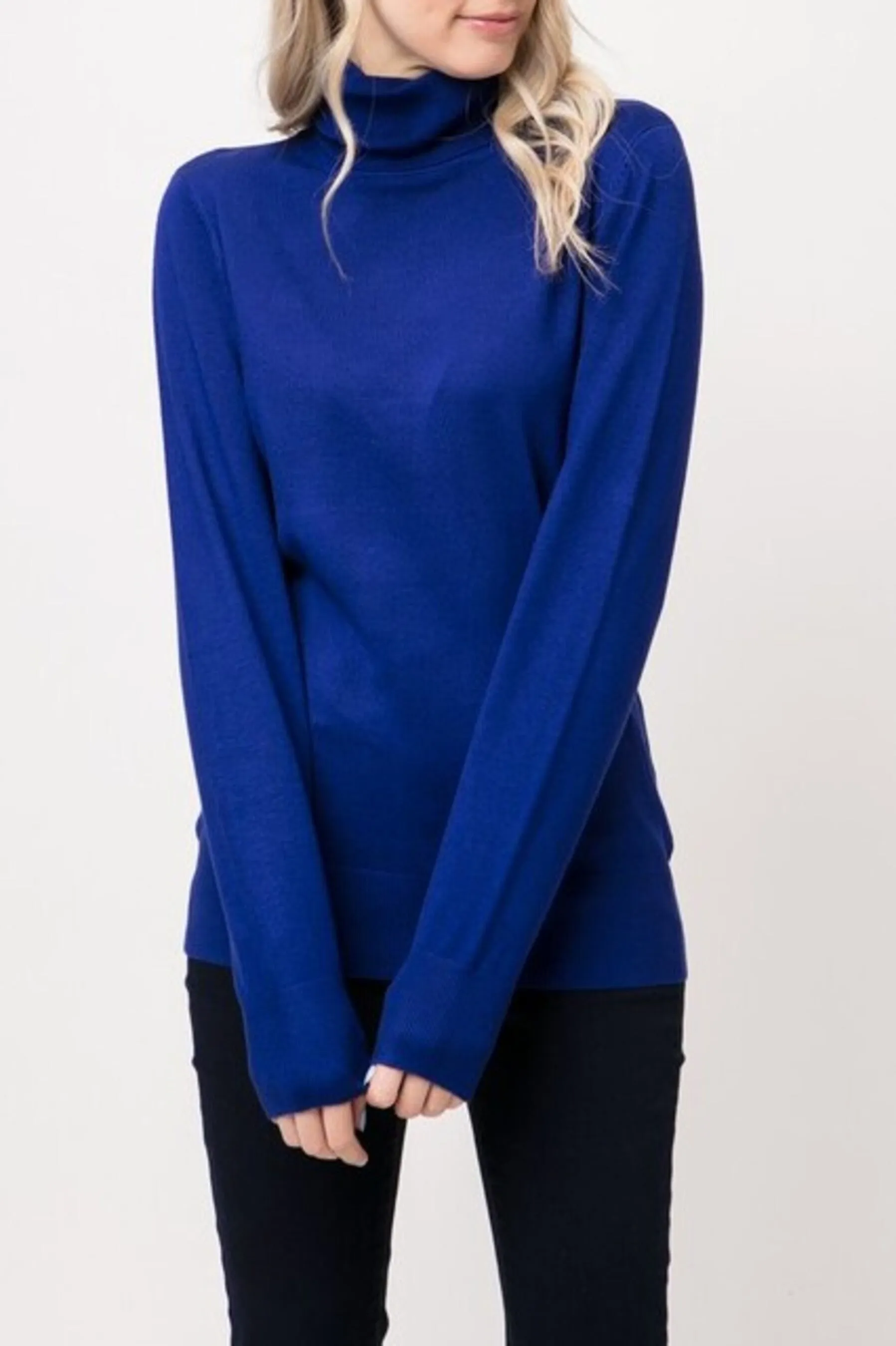 Women's Long Sleeve Turtleneck Semi Fitted Knitted Pullover Sweater Tops