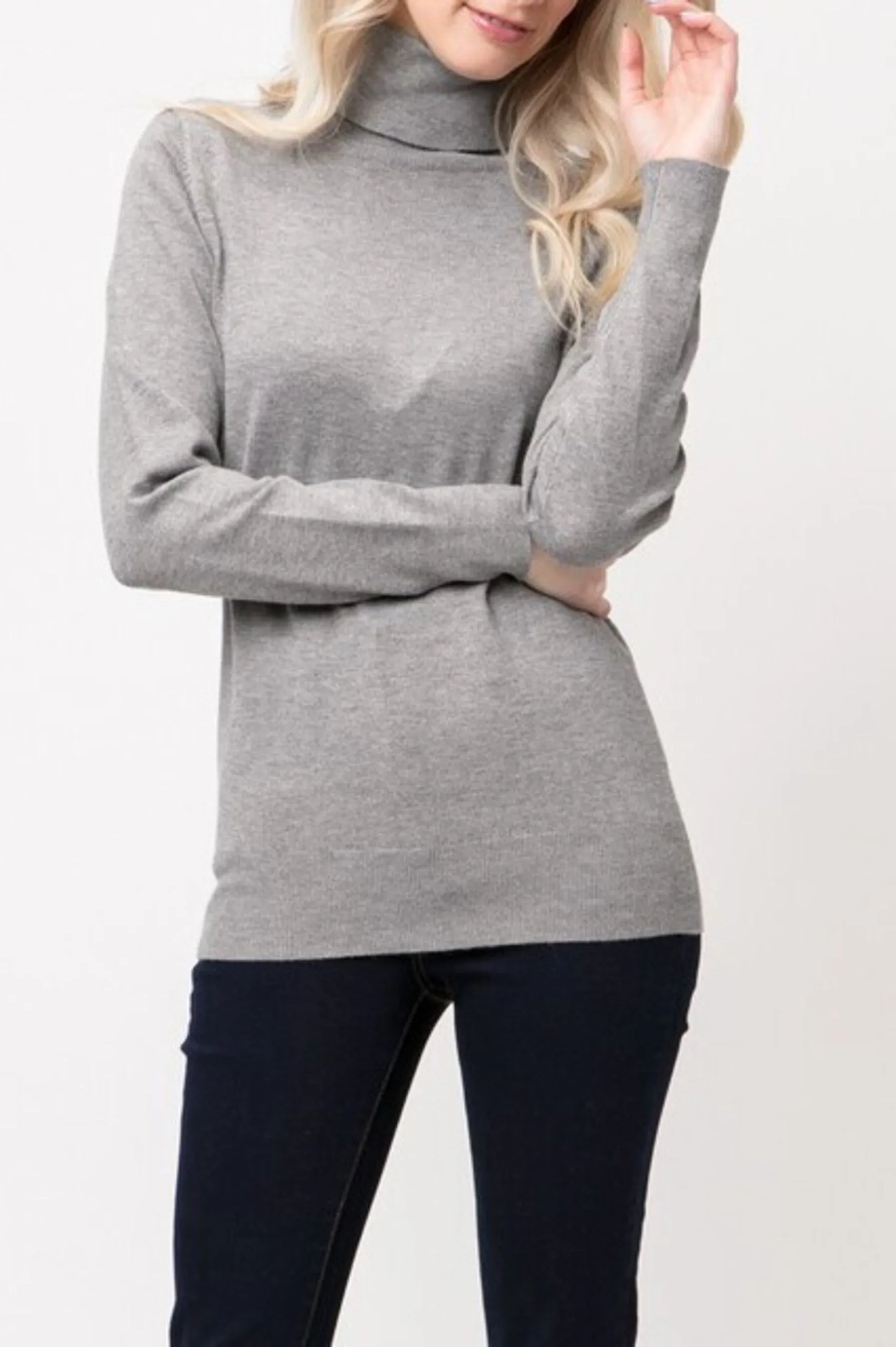 Women's Long Sleeve Turtleneck Semi Fitted Knitted Pullover Sweater Tops