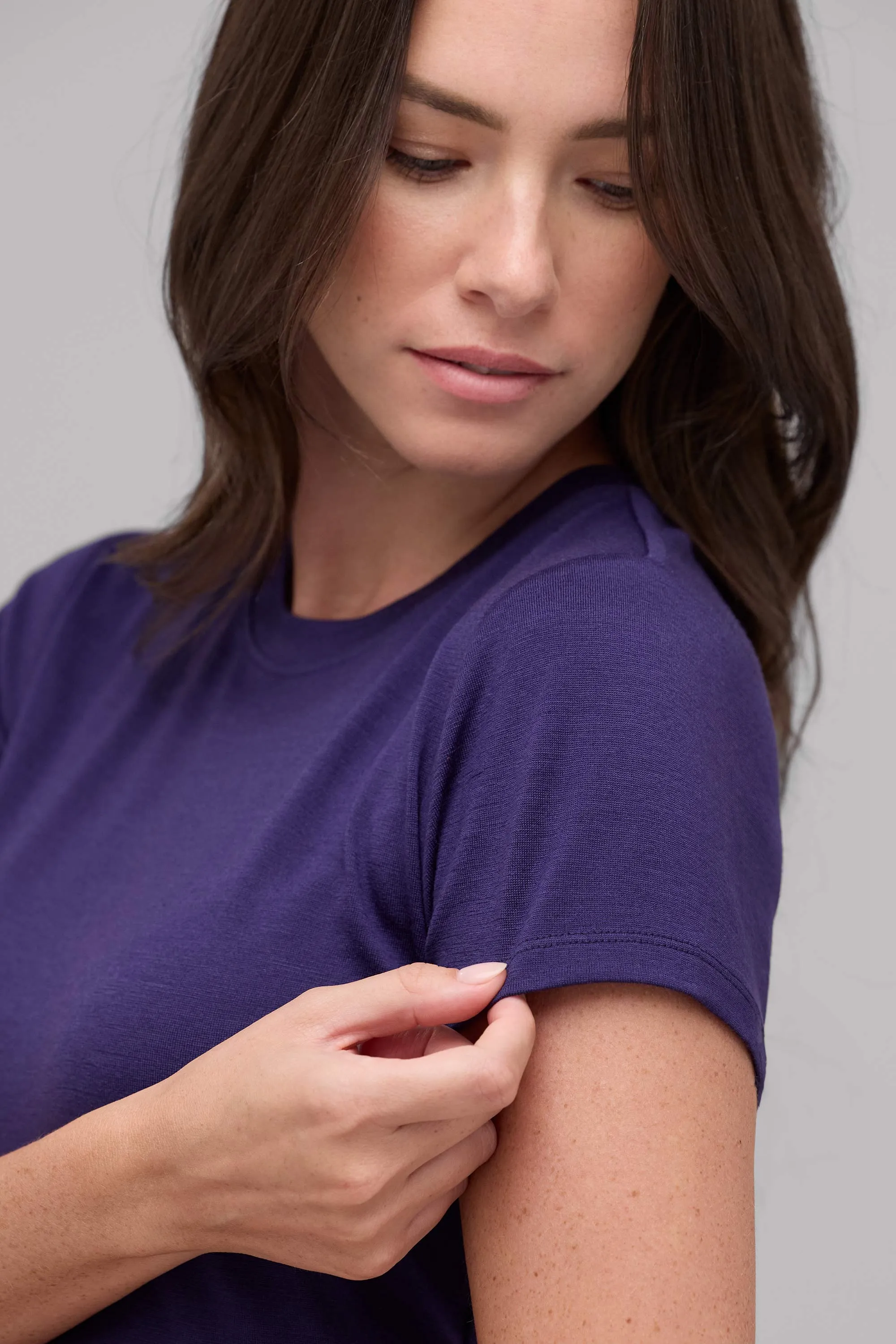 Women's Slim Merino Crew Neck T-Shirt